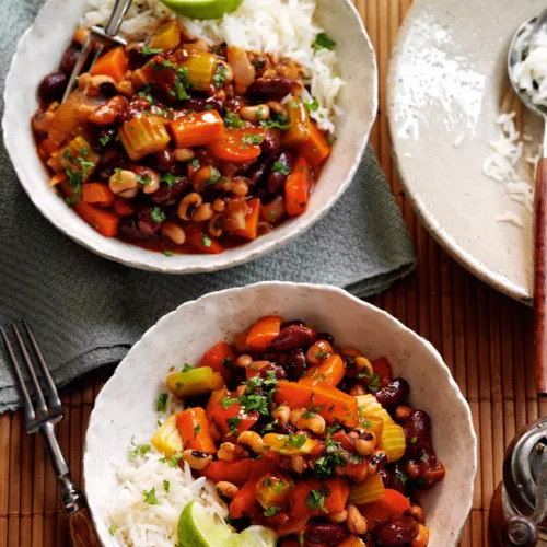 Black eyed bean chilli with white rice in white bowl-vegan slimming world recipes-slimming world blog