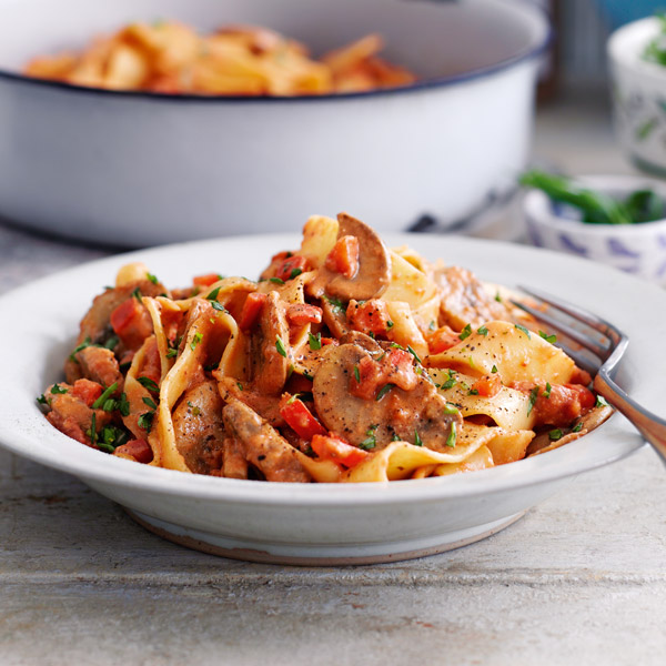 Creamy mushroom pappardelle - Valentine's Day menu - Slimming World Blog