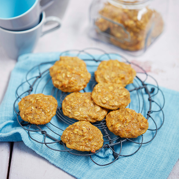 Carrot cake cookies