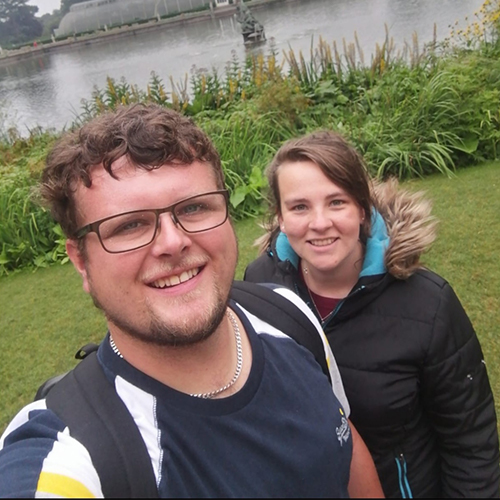 Natalie and friend walking in Kew Gardens