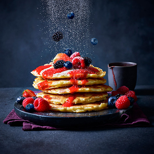 Slimming World pancakes with berry sauce